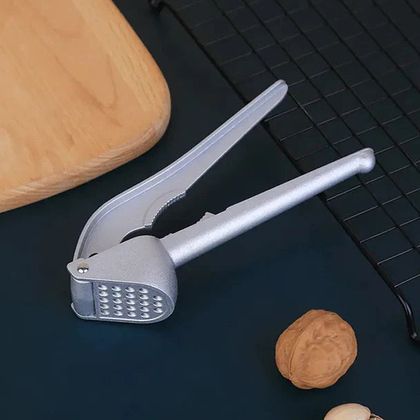 7030 STAINLESS STEEL GARLIC PRESS CRUSHER